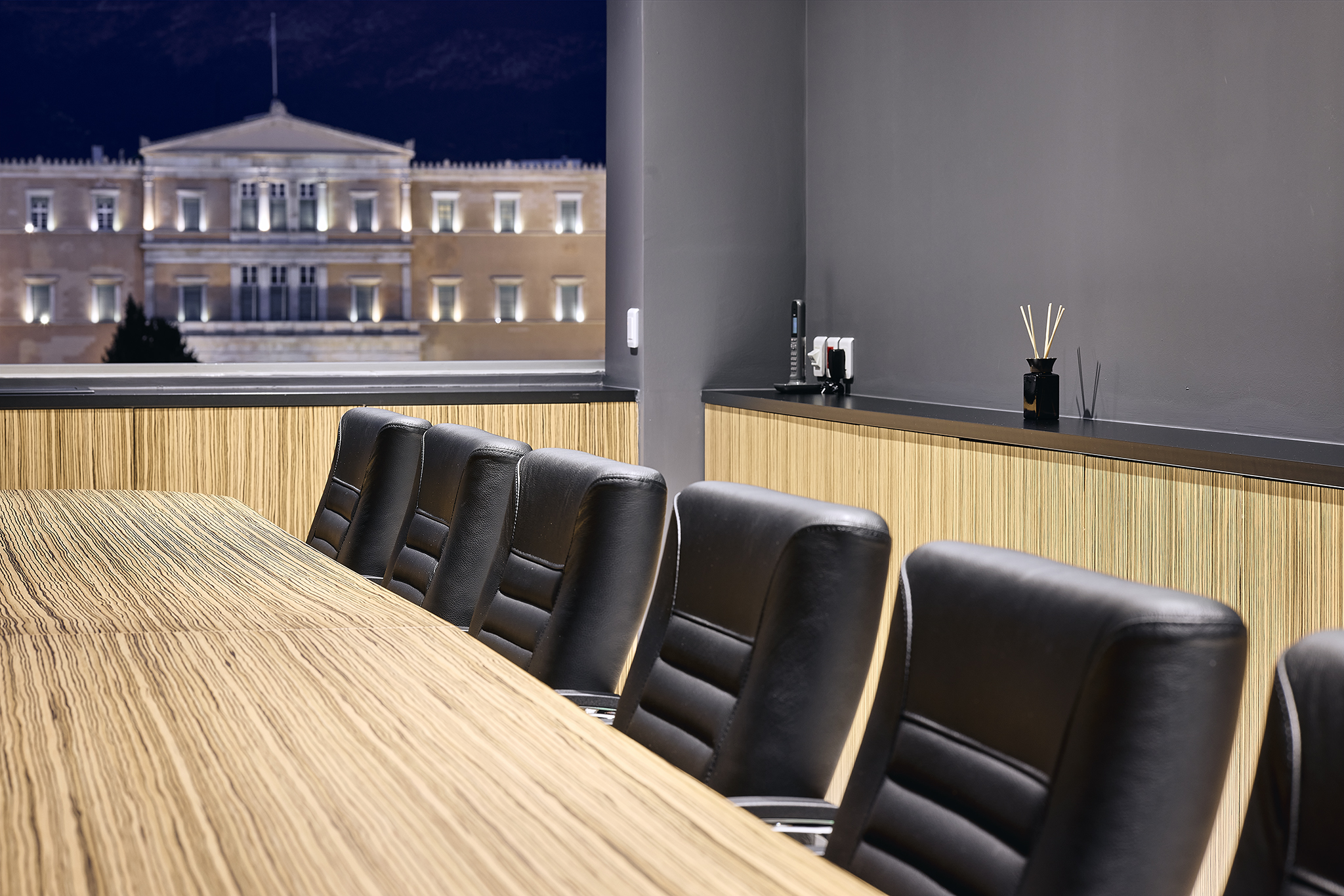 Κλασσικές Ντουλάπες